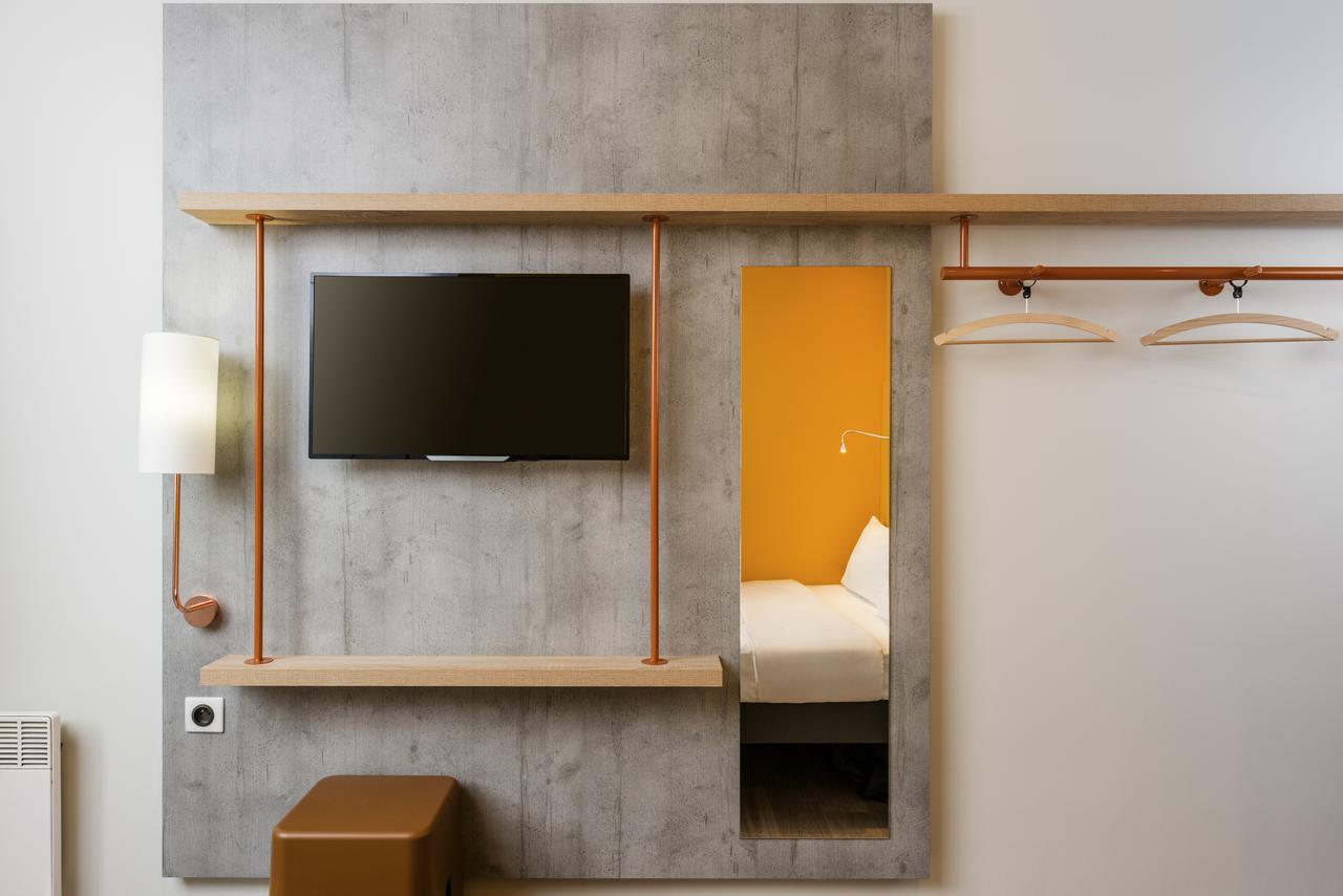 Ibis Budget Paris Clichy Mairie Bagian luar foto