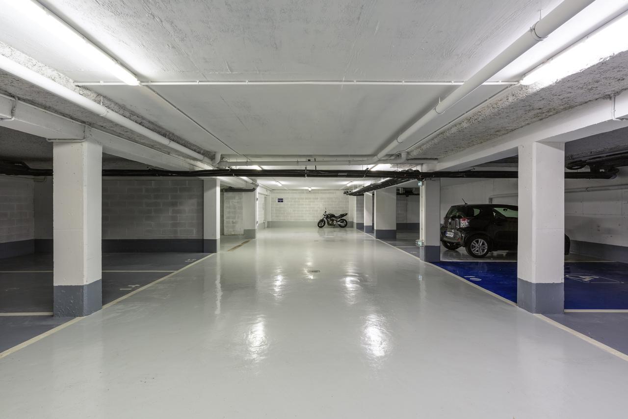 Ibis Budget Paris Clichy Mairie Bagian luar foto