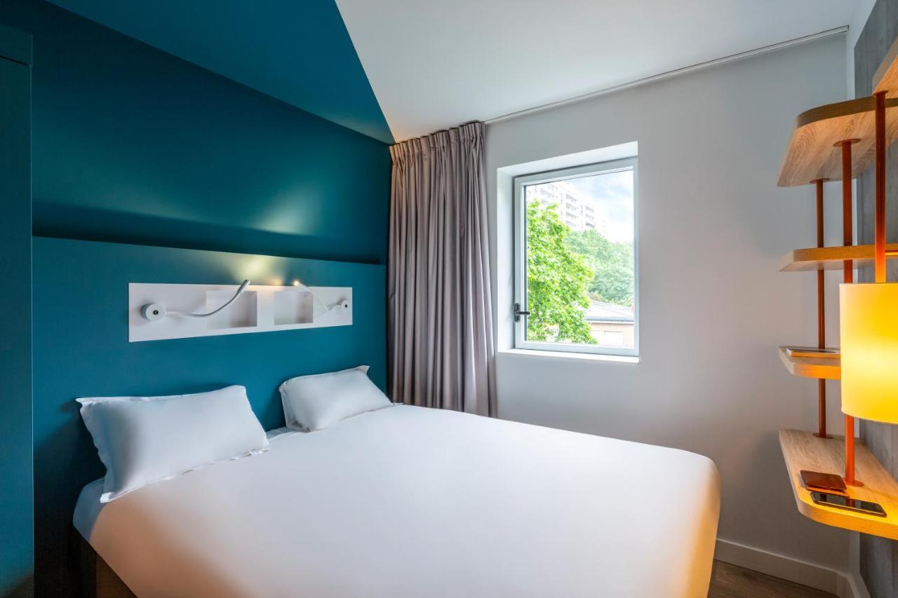 Ibis Budget Paris Clichy Mairie Bagian luar foto